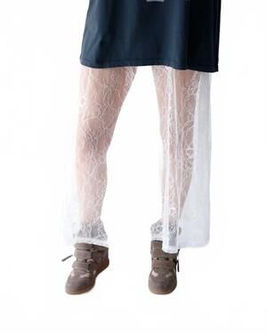 NEW PAPERDOLL angel hour lace maxi skirt in white